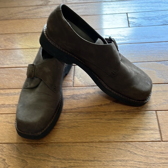 Men’s Timberland Casual Dress Shoes - Picture 2 of 8
